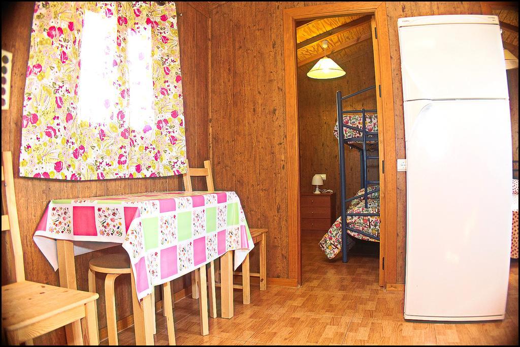 Bungalow Curro Pareja 131 Conil De La Frontera Eksteriør bilde